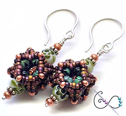 Ionic Polyhedra Beaded Bead